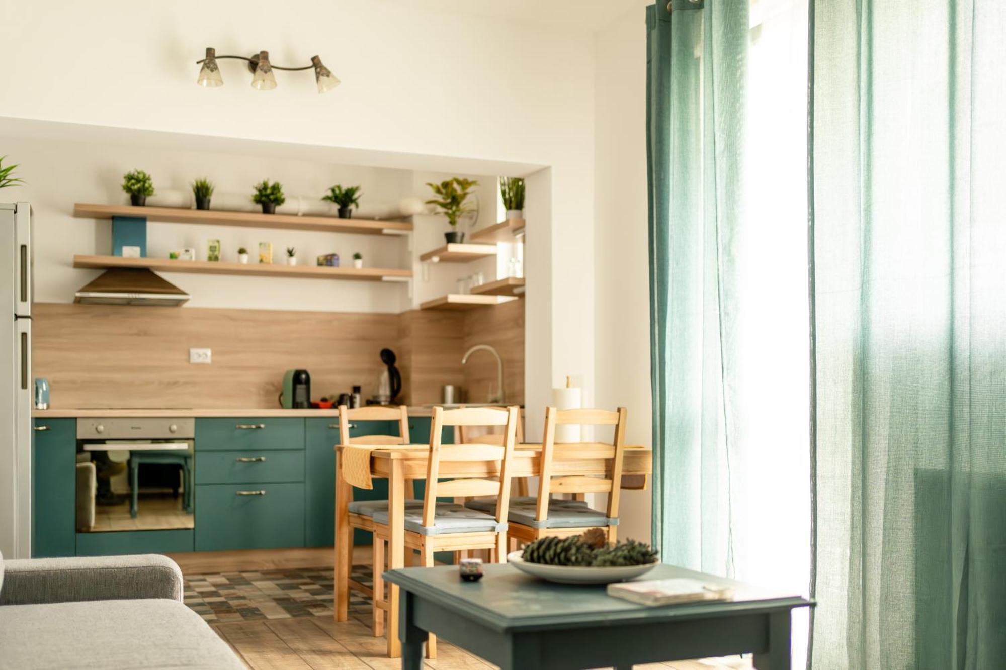 Dinvis Apartments โปยานาบราซอฟ ภายนอก รูปภาพ