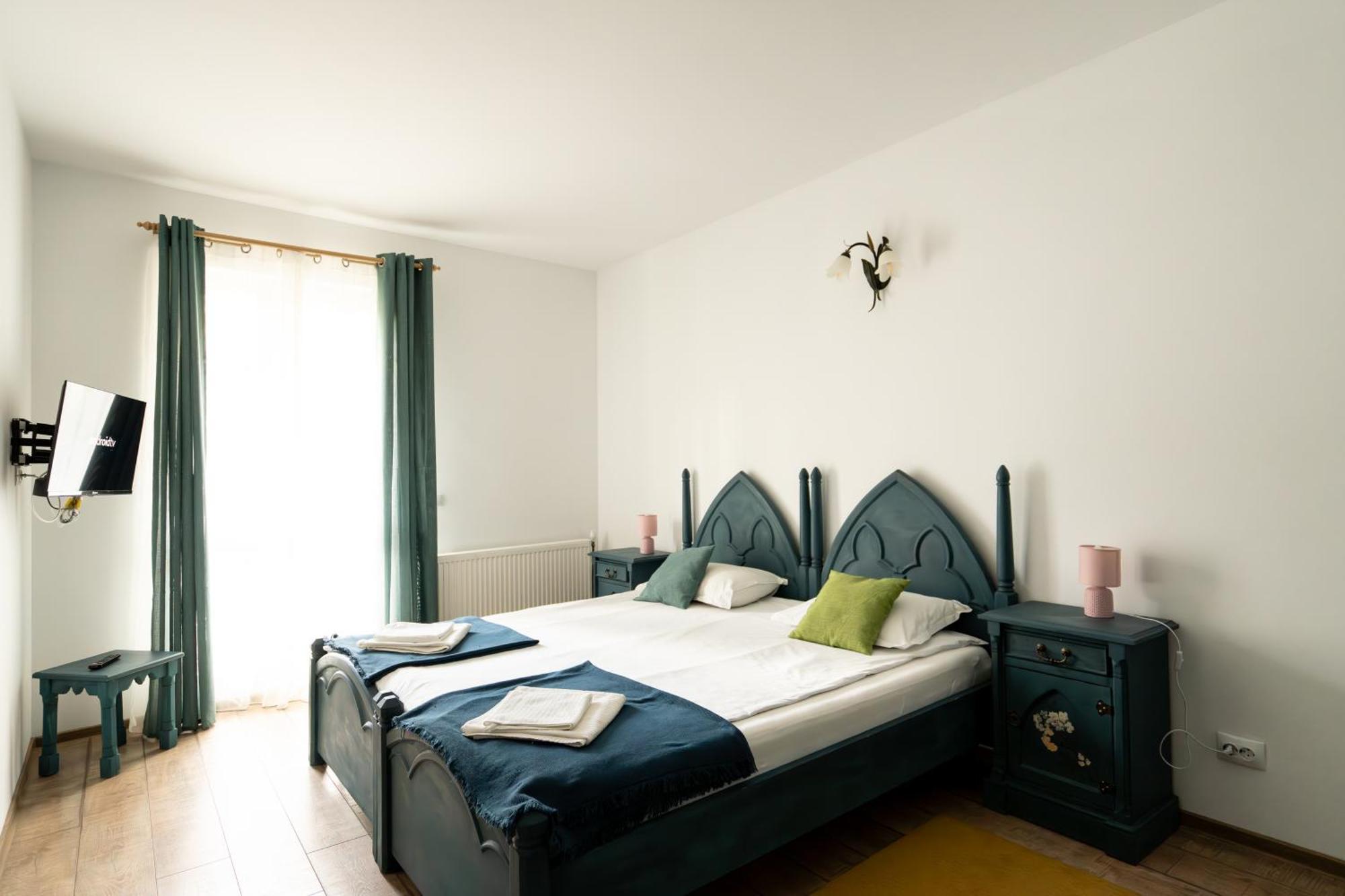 Dinvis Apartments โปยานาบราซอฟ ภายนอก รูปภาพ