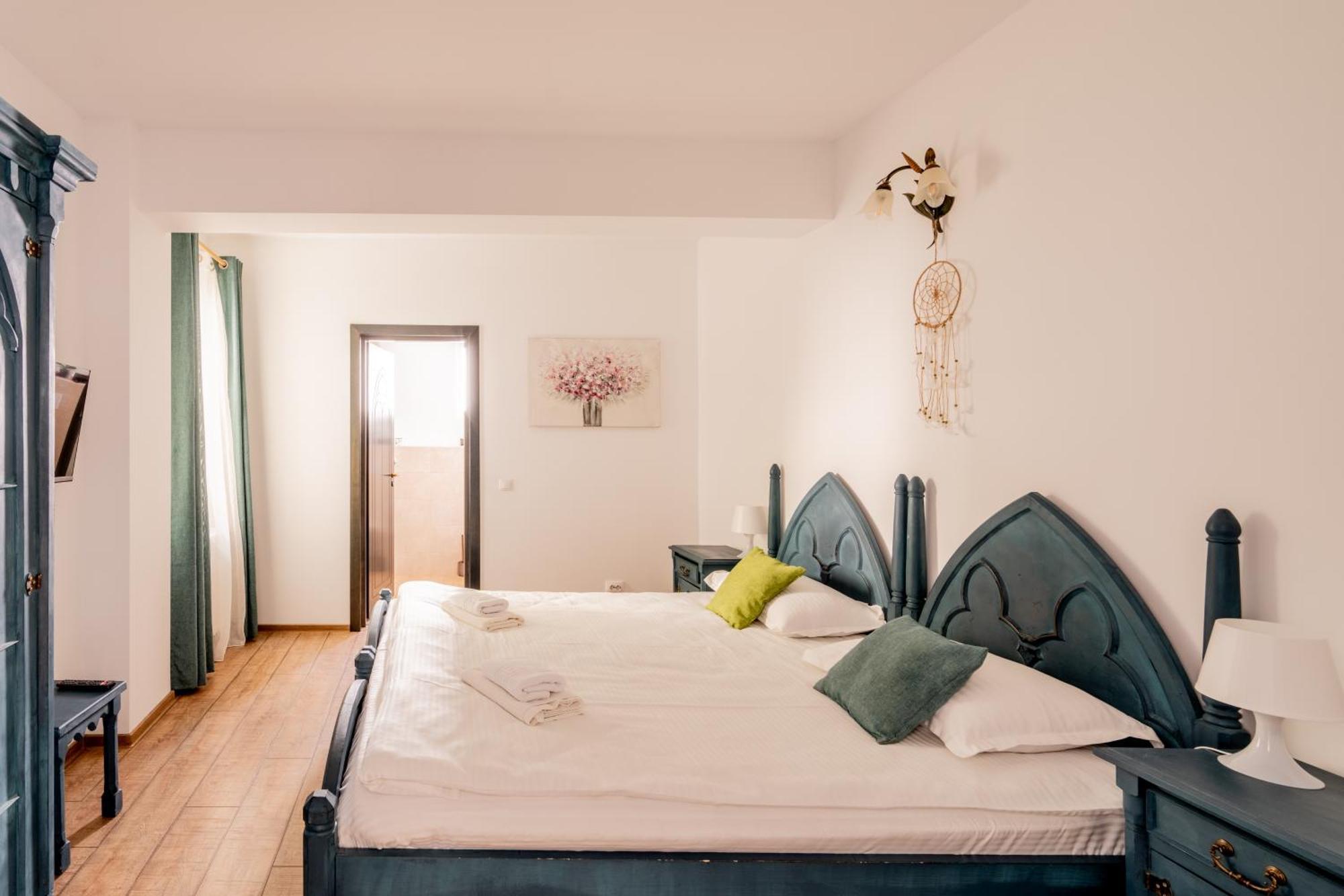 Dinvis Apartments โปยานาบราซอฟ ภายนอก รูปภาพ